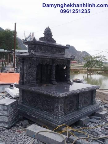 Mẫu mộ đá đôi chạm sen tinh tế phù hợp xây mộ cho ông bà 