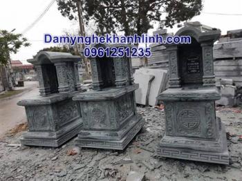 Mộ đá một mái làm từ đá xanh rêu 