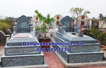 Mộ tam cấp đá xanh rêu nguyên khối cao cấp lắp đặt tại Hà Nội 