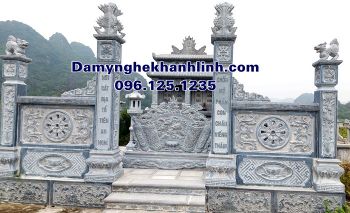 Mẫu khuôn viên lăng mộ gia đình đẹp chế tác từ đá xanh tự nhiên 