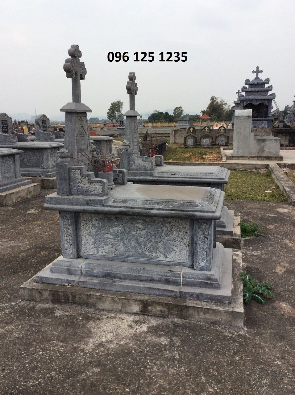 mộ đá công giáo đẹp 