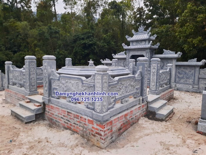 Kinh nghiệm xây khu lăng mộ đá gia đình mang lại may mắn cho con cháu.