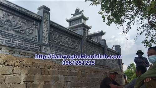 Lan can đá đẹp trong khu lăng mộ đá 