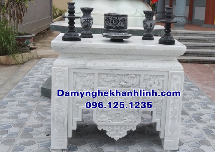 Mẫu bàn lễ ngoài trời bằng đá trắng tự nhiên đẹp xuất sắc