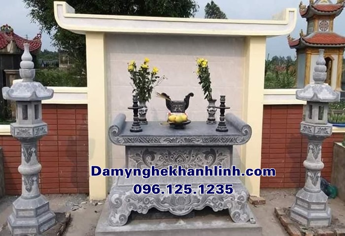 Mẫu bàn lễ ngoài trời bằng đá xanh tự nhiên