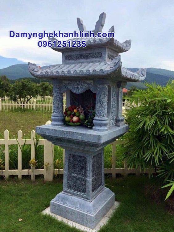Mẫu bàn thờ thiên có mái chân cột băm nhám