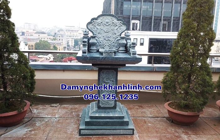 Mẫu cây hương đá miền nam chế tác từ đá xanh rêu