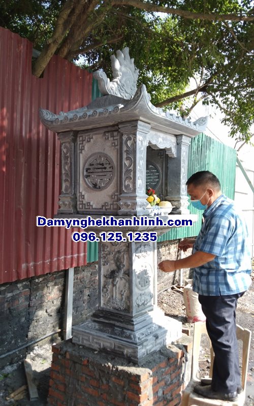 Mẫu cây hương đá ngoài trời đẹp chân cột vuông