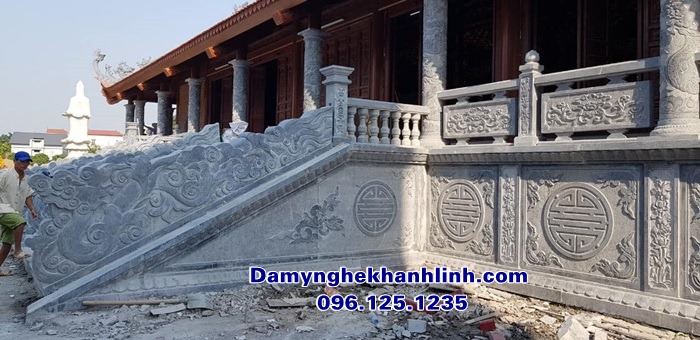 Mẫu lan can đá nhà thờ chạm chữ thọ đẹp nhất