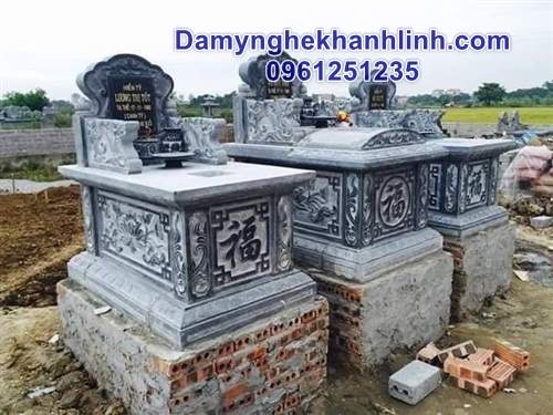 Mẫu mộ đá bành chạm hoa sen