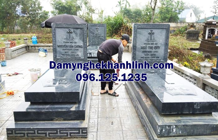 Mẫu mộ đá đẹp cho người theo đạo mộ đá công giáo