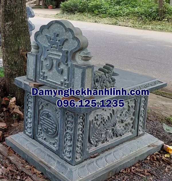 Mẫu mộ tam cấp đẹp chạm hoa văn rồng phượng