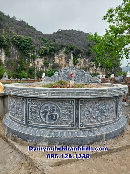 Mẫu mộ tròn bằng đá xanh Hot nhất hiện nay