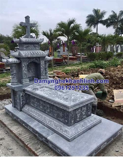 Mộ đá đẹp cho người theo đạo chế tác tại Ninh Bình