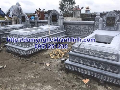 Mộ tam cấp đá xanh Ninh Bình