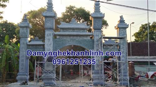 Cổng tam quan nhà thờ họ đẹp