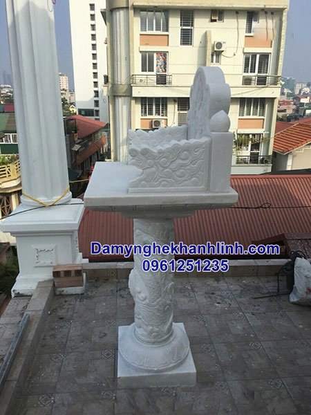 Mẫu bàn thờ thiên đá trắng 