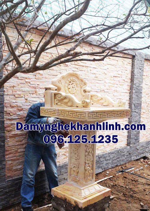 Mẫu cây hương đá đẹp tại Long An đặt trước nhà