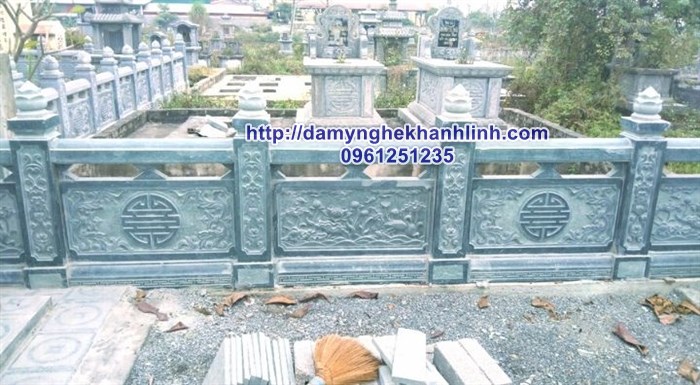 Mẫu hàng rào đá xanh đẹp 
