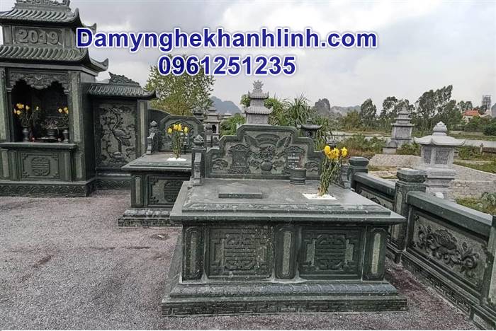 Mẫu khu lăng mộ đá xanh rêu