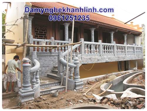 Mẫu lan can đá đẹp khu nhà thờ họ 