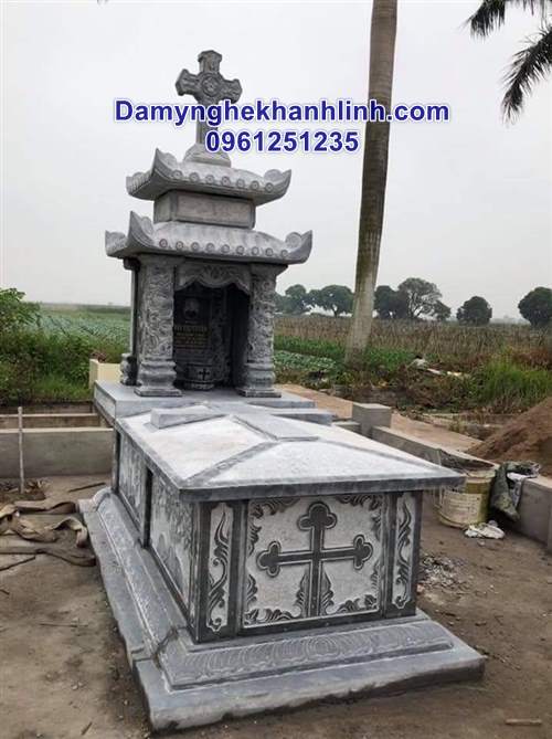 Mẫu mộ đá công giáo làm từ đá xanh 