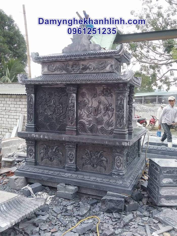 Mẫu mộ đá đôi chạm sen tinh tế 