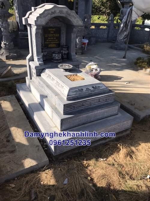 Mẫu mộ tam cấp đá đẹp mái vòm 