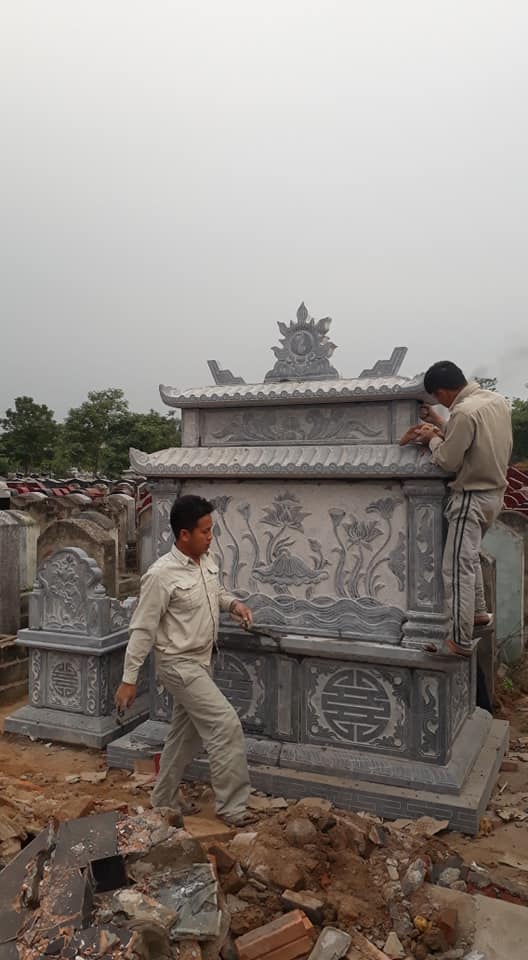 Mộ đá đẹp hai mái 