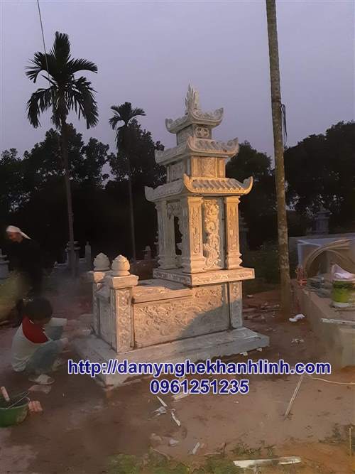 Mộ đá ba mái đao đẹp lắp đặt tại Hải Phòng.