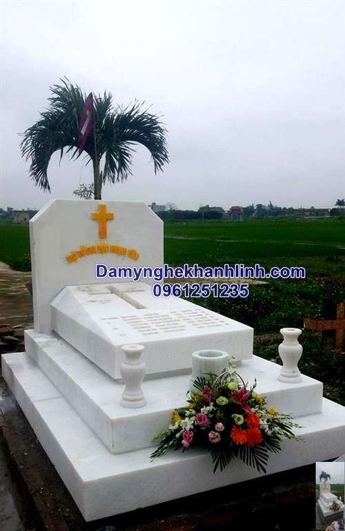 Mộ đá công giáo làm từ đá trắng 