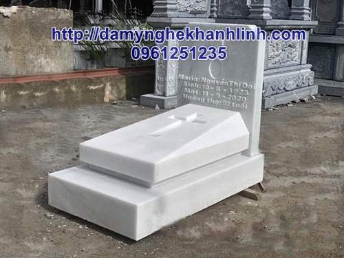 Mộ đá đẹp cho người theo đạo bằng đá trắng
