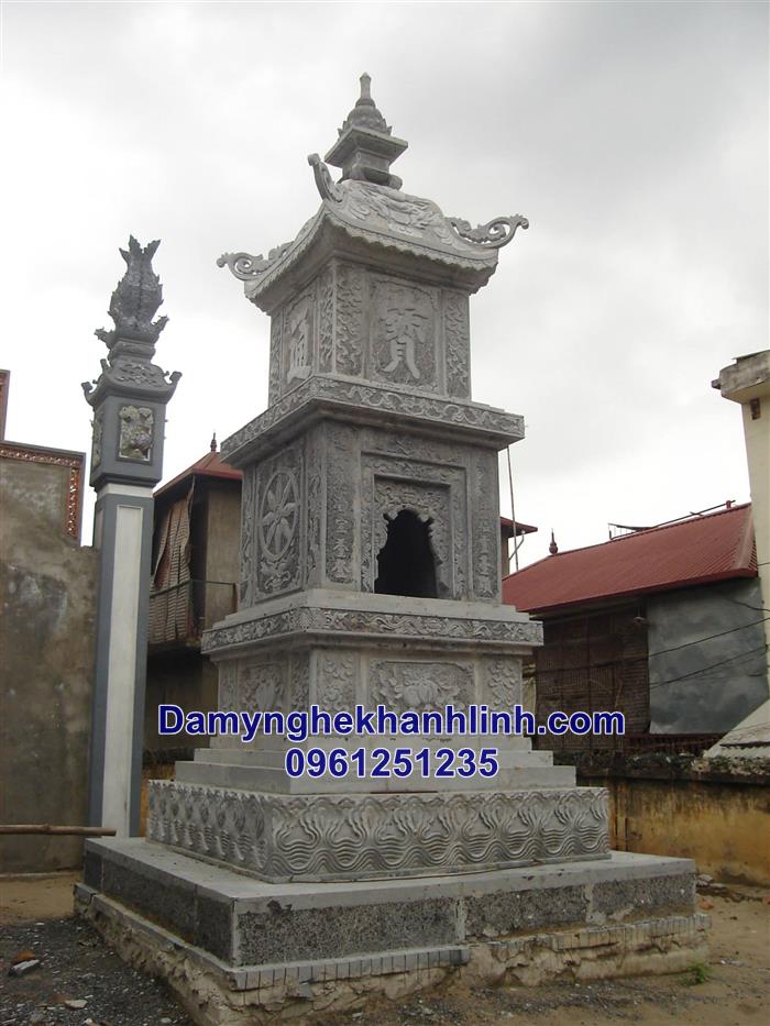 Mộ tháp phật giáo làm từ đá xanh nguyên khối