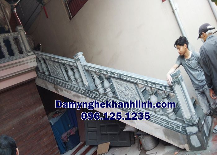Mẫu lan can đá Hà Nội con tiện nhà thờ họ